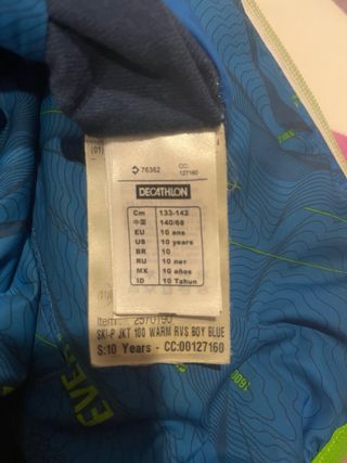 Chaqueta de nieve Wedze reversible. Talla 10 años