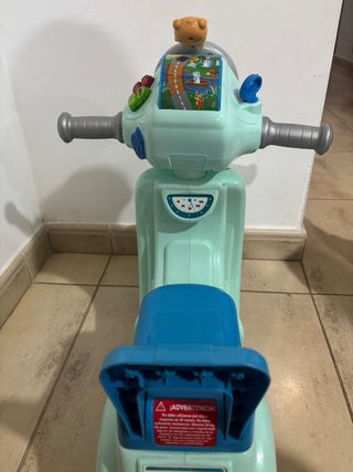 Moto correpasillos VTech luces y sonidos