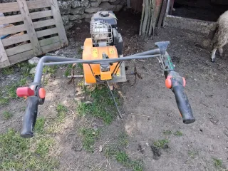 Cultivador manual