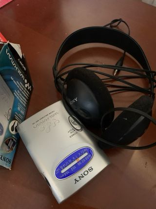Radio portatile Sony Walkman SRF-59 + cuffie
