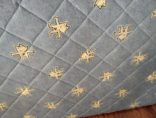 Colchón con estampado de gatos