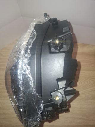 Faro Suzuki GSR 600 (06-11) Nuevo