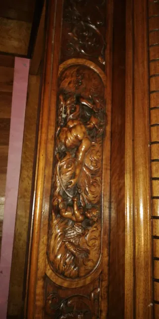 Armario antiguo madera con espejo