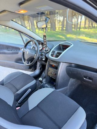 Peugeot 207 2007 1.6 hdi 90 cv 228.000 km