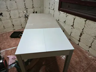 Mesa de cocina extensible beige y gris