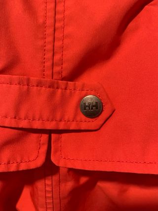 Cazadora Helly Hansen de mujer color coral