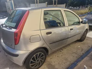 FIAT Punto 2000