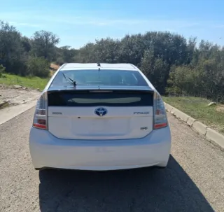Toyota Prius 2011