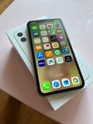 iPhone 11 128GB Plata