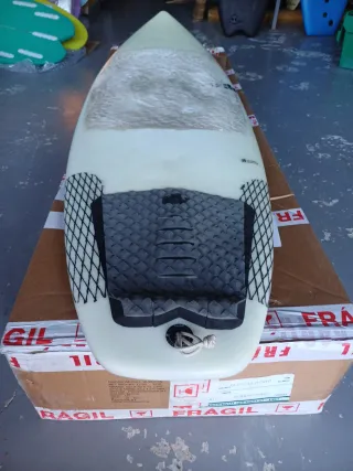 Tabla de surf Alone 5'8 epoxy