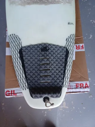 Tabla de surf Alone 5'8 epoxy