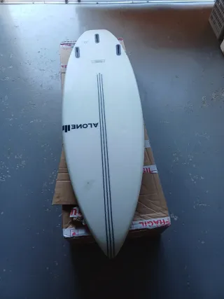 Tabla de surf Alone 5'8 epoxy