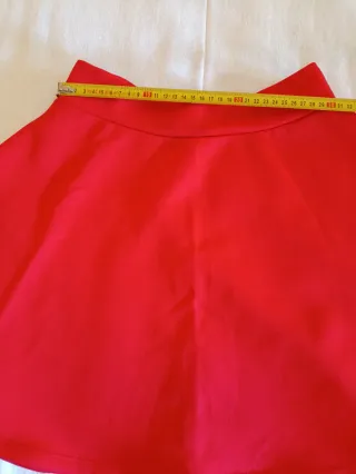 Falda roja