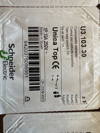 Conmutador Estrecho Eunea Unica Aluminio