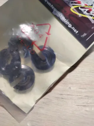 4 Retenedores de resorte BL del coches RC SLASH W