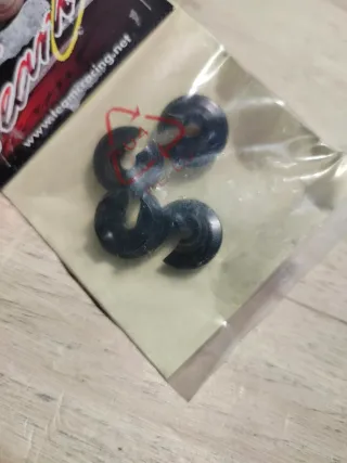 4 Retenedores de resorte BL del coches RC SLASH W