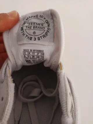 Zapatillas Adidas Dragón Blancas y Grises