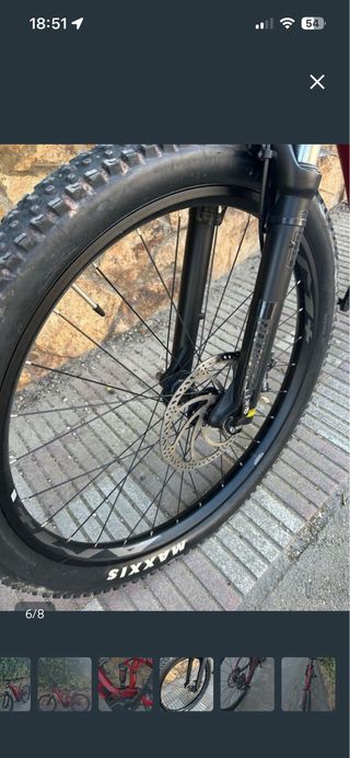 Bicicleta Eléctrica Giant Roja