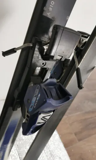 Esquís Salomon A 910