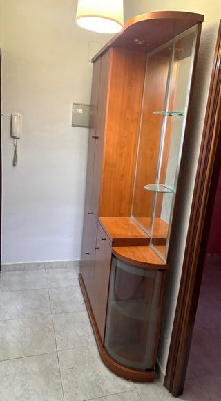 Mueble recibidor madera y cristal