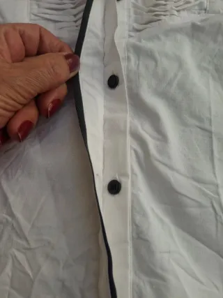 Camisa mujer Talla 52. Medidas en descripción