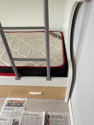 Litera triple madera y metal