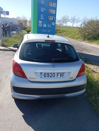 Peugeot 207