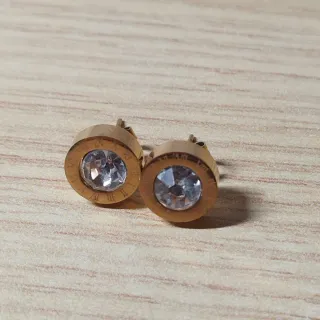Pendientes dorados con circonita