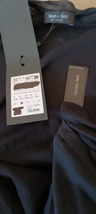 Camiseta fina Massimo Dutti negra