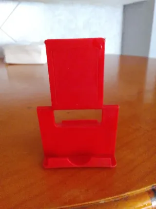 Soporte plegable para móvil rojo