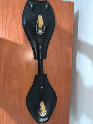 Patineta de dos ruedas naranja