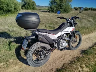 Rieju Tango 125  Negra y Blanca