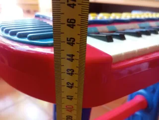 Piano infantil Bontempi con taburete
