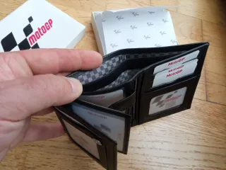 Billetera MotoGP Negra y Blanca