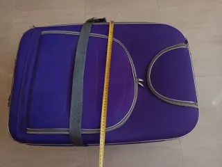 Maleta grande de viaje morada