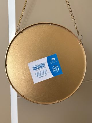 Espejo redondo dorado con cadena