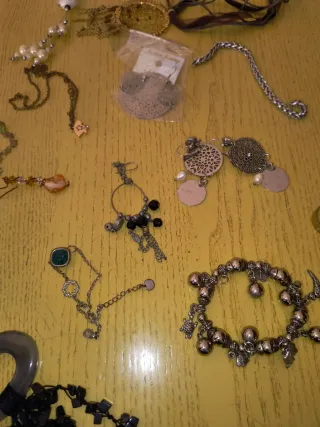 Set collane, braccialetti, orecchini