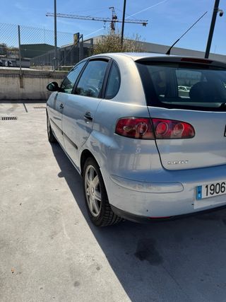 SEAT IBIZA 2004