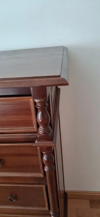 Cómoda de madera con 6 cajones