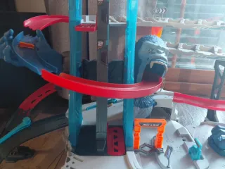 Pista Hot Wheels Gorilla Rampage