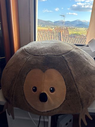 Puf Erizo Peluche Beige Marrón