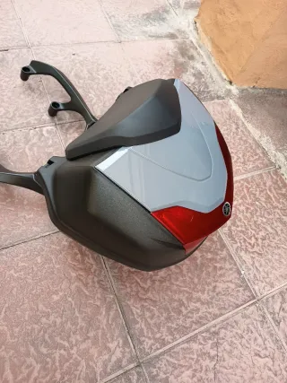 Cofre Top Case Yamaha TMAX 2022