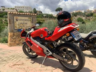 Cagiva Mito evo Roja y Blanca