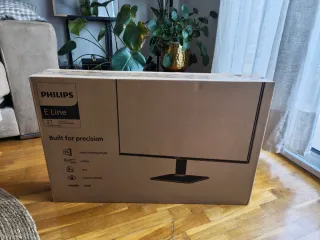 Monitor Philips 27 pulgadas. Con precinto fábrica.
