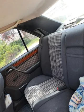 Mercedes-Benz Clase E 1993