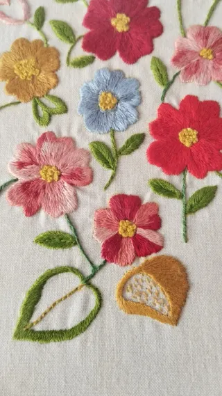 Cuadro antiguo bordado a mano