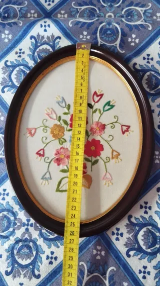 Cuadro antiguo bordado a mano