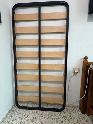 Cama individual de madera de pino maciza y somier