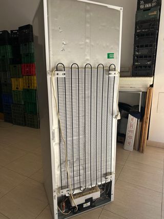Frigorífico blanco BEKO A+ Energi