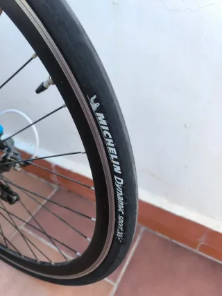 Bicicleta de carretera Lapierre Audacio 400